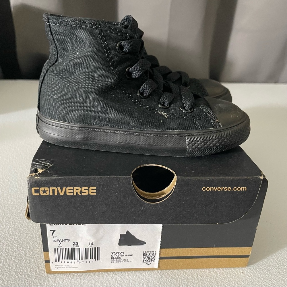 Converse Classic Black Infant High-Tops Size 7 Infant
